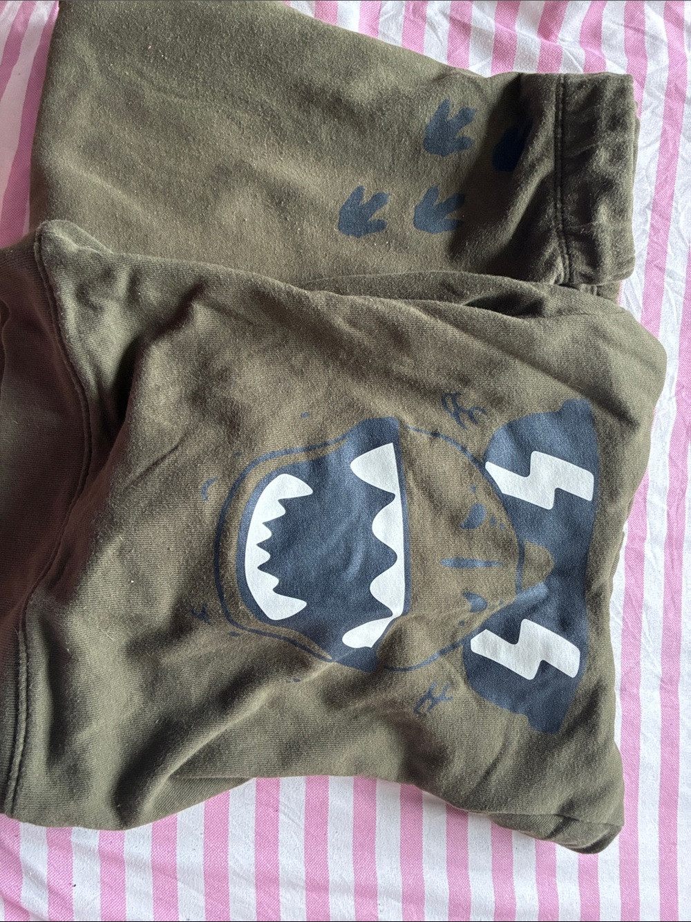 GAP Olive Green Monster Graphic Sweatpants and hoodie set